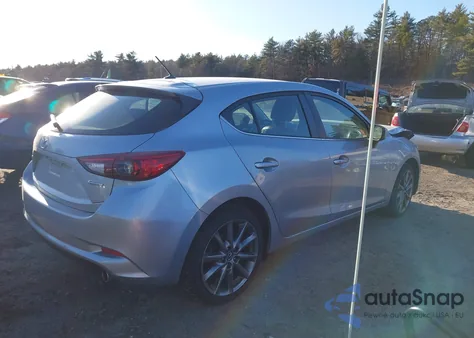 2018 Mazda Mazda3 Touring z USA, uszkodzony, nr VIN 3MZBN1L3XJM206329